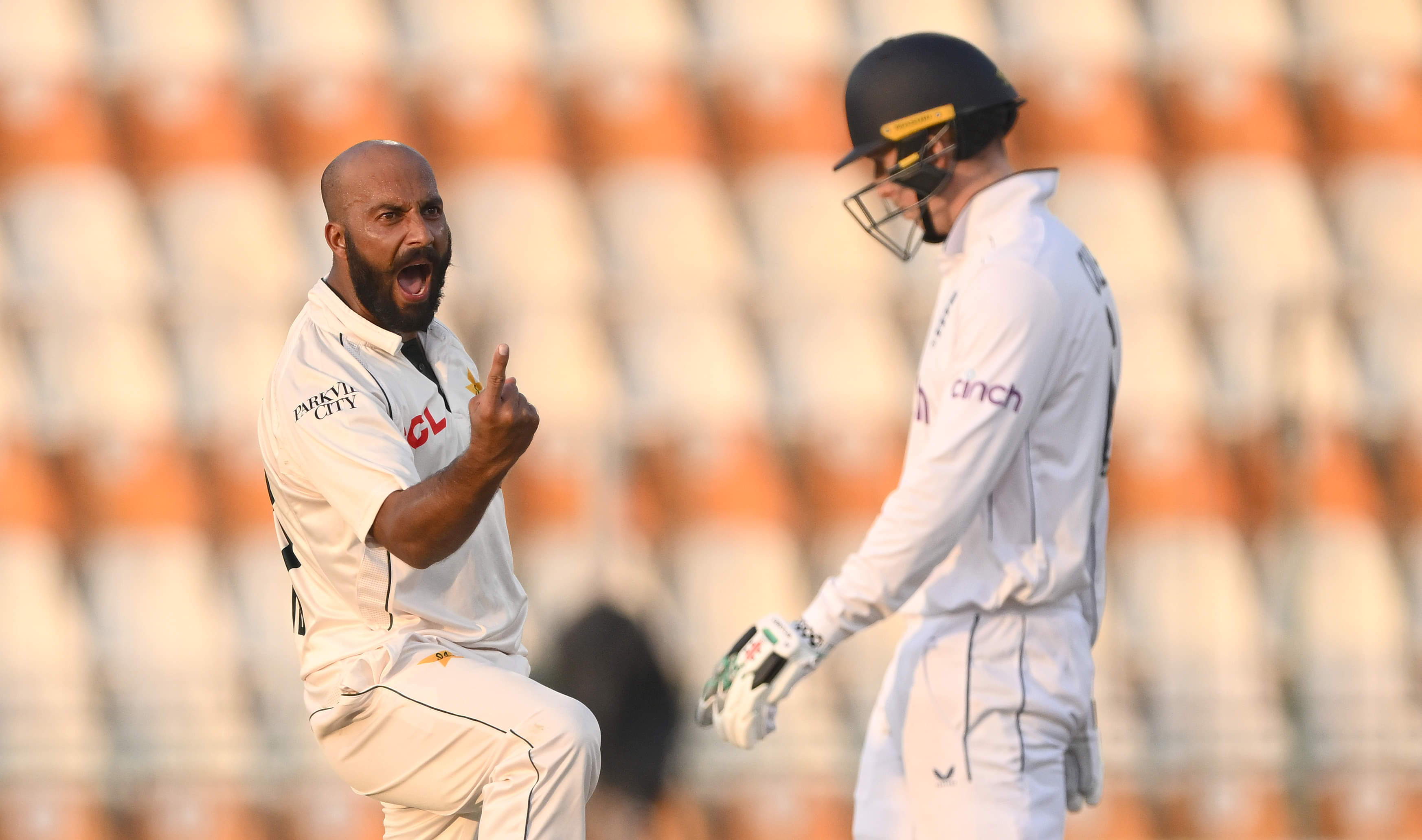 England on back foot after Sajid Khan picks up 7