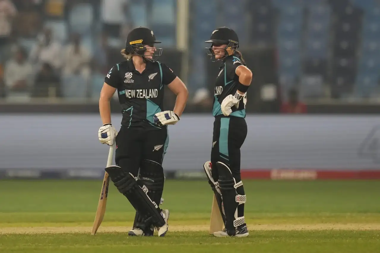 Kerr-Halliday help New Zealand post the second-highest total in WT20WC final