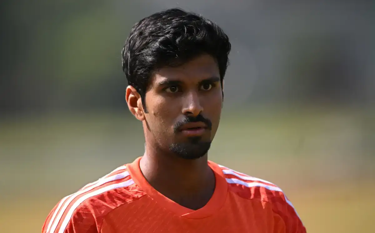 Why was Washington Sundar drafted into the XI for the Pune Test?