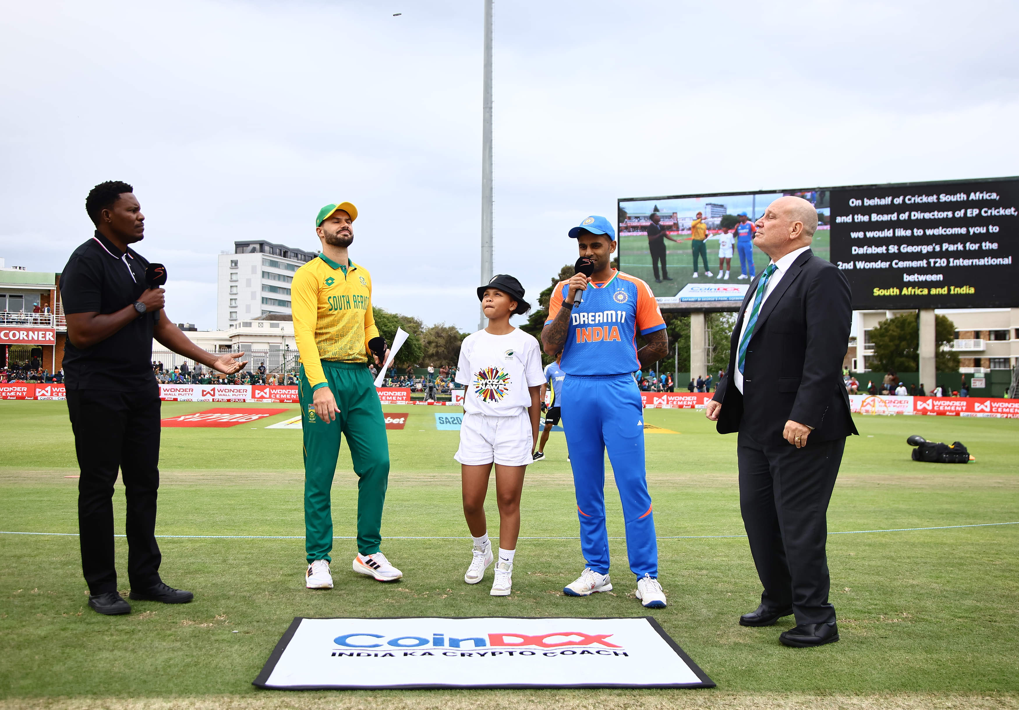 Unchanged India bat first at Wanderers in the 4th T20I