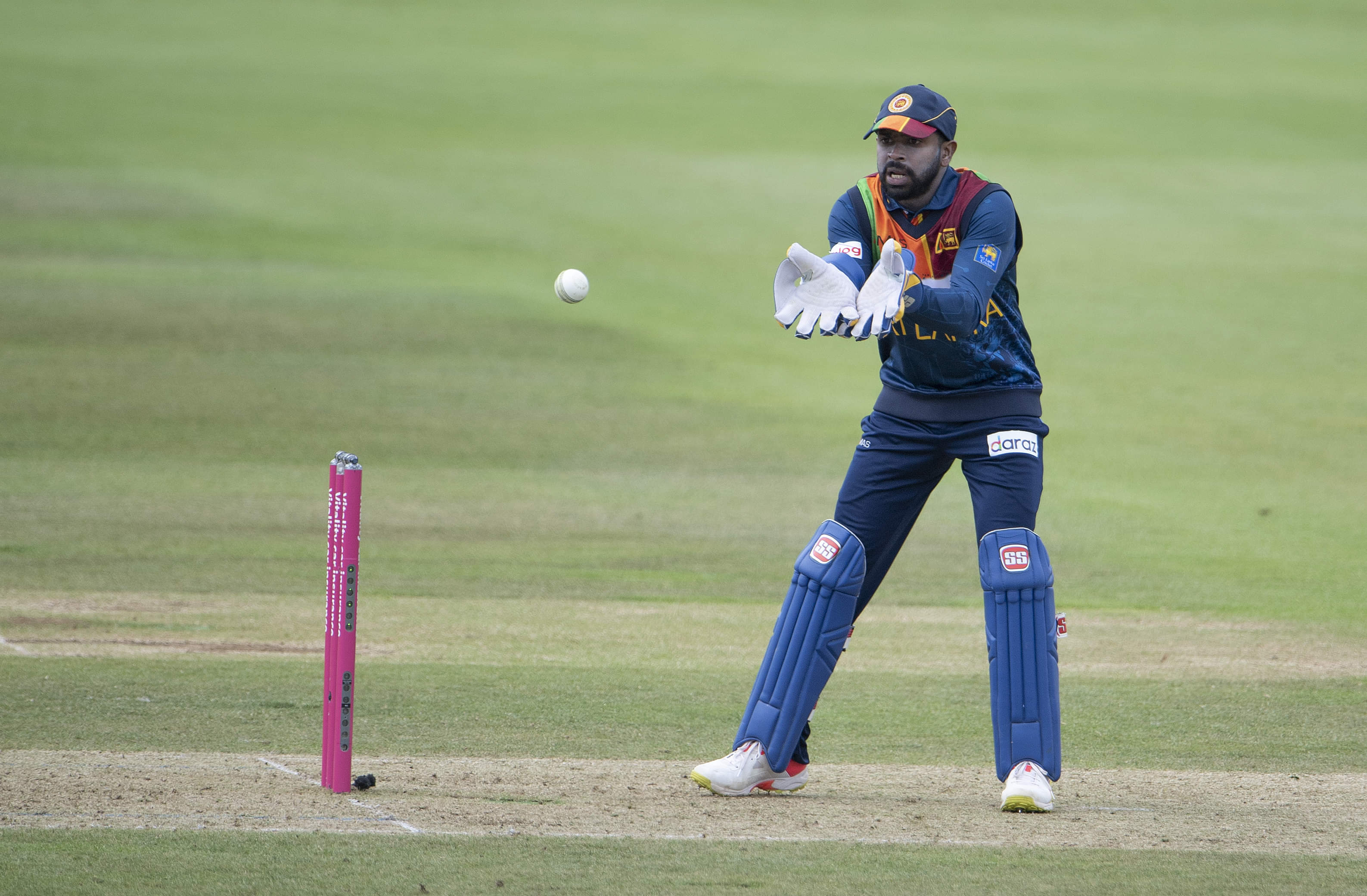 Niroshan Dickwella cleared to return to competitive cricket following doping allegations