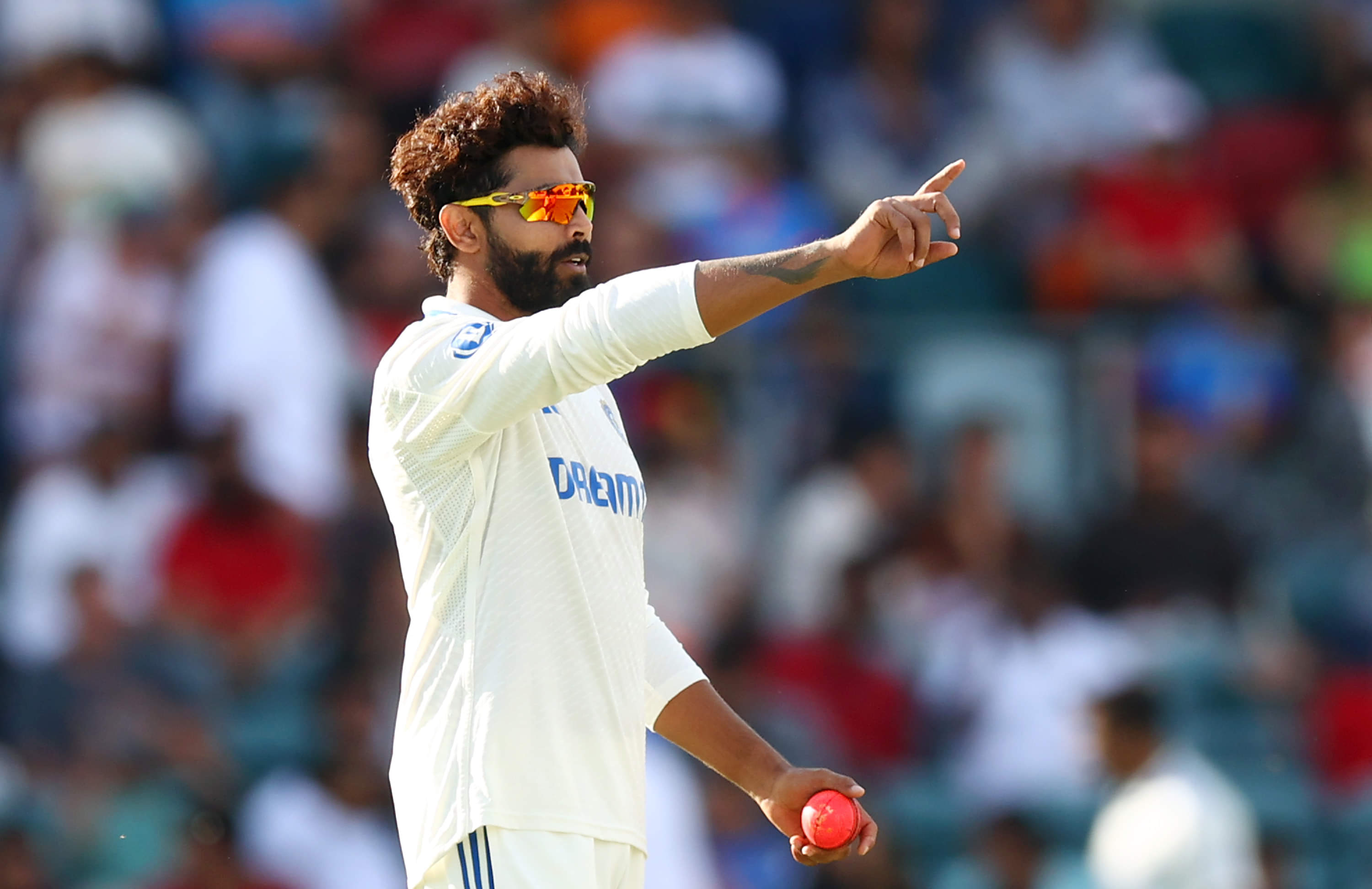 Ravindra Jadeja returns as India opt to bowl first at The Gabba