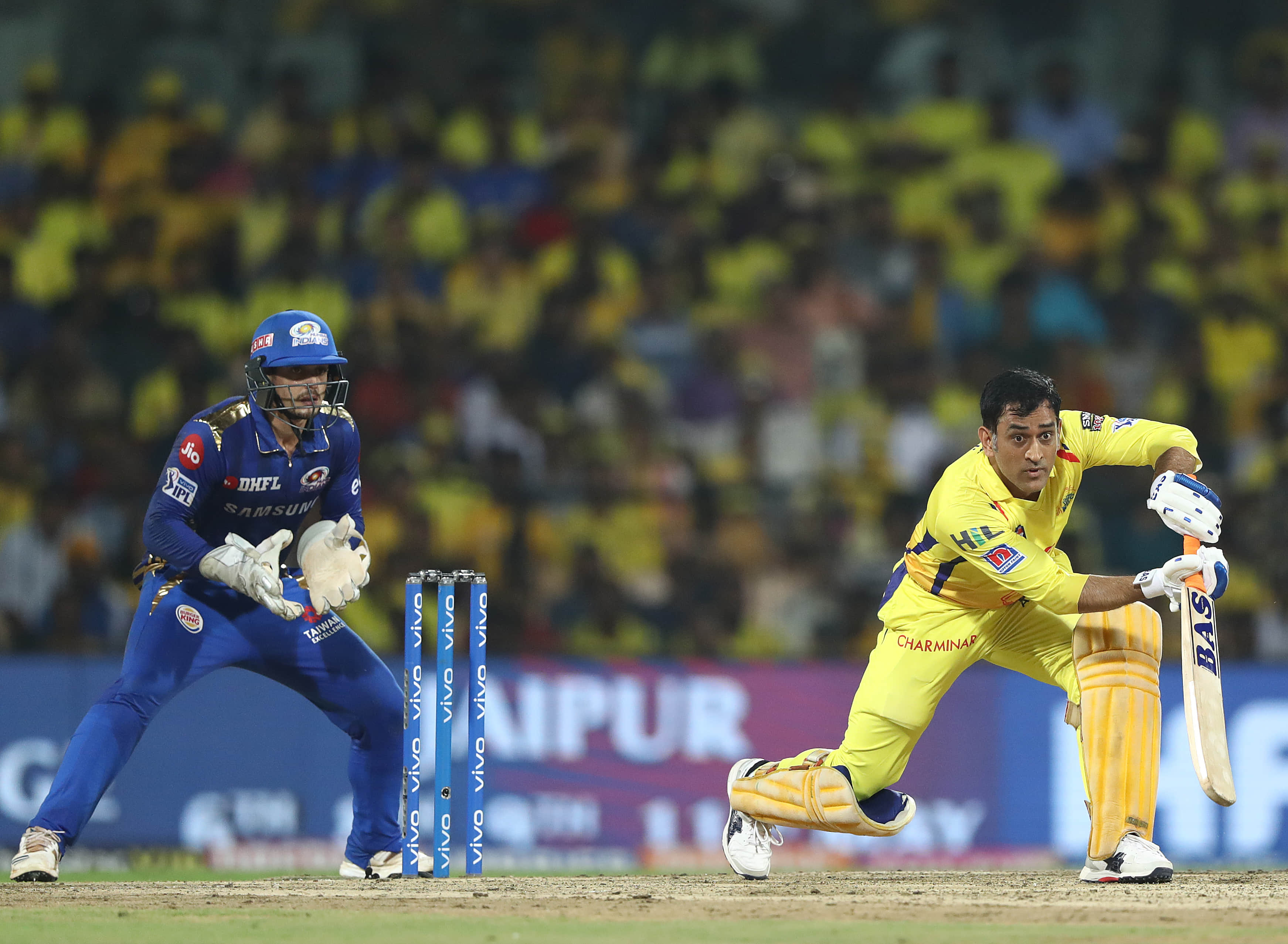 IPL: 4 Bowlers Who Have Dismissed MS Dhoni for Golden Duck