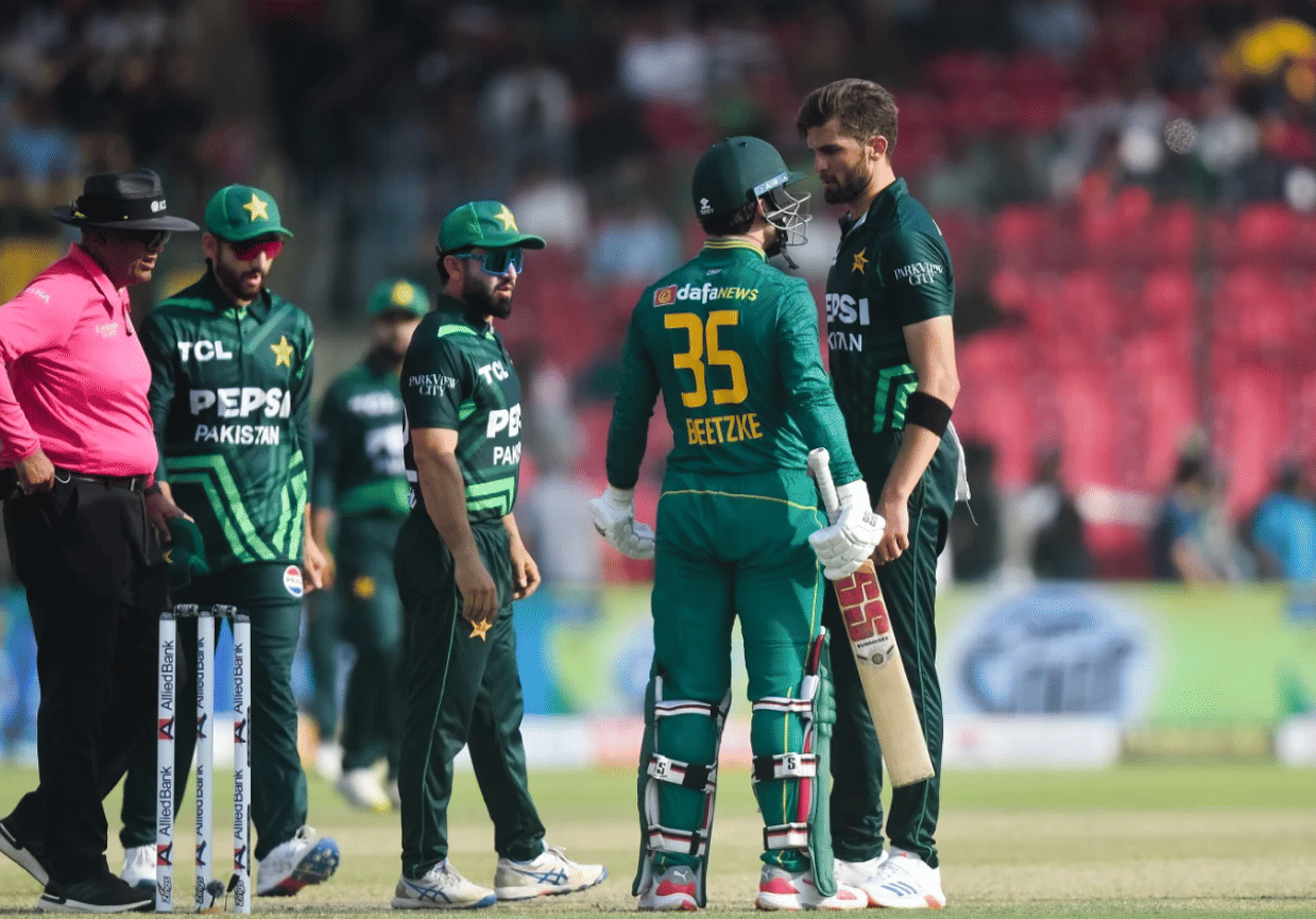 WATCH: Shaheen Afridi-Matthew Breetzke Involved In Heated Argument