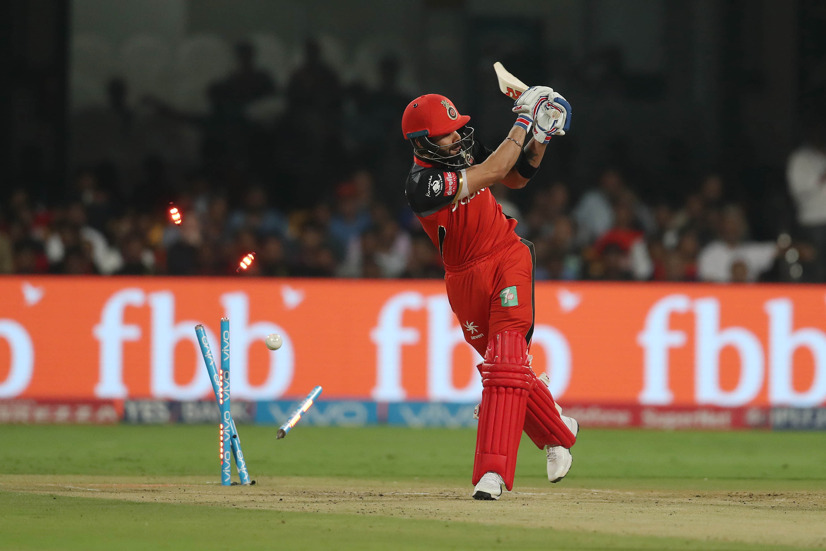 3 Bowlers Who Have DOMINATED Virat Kohli In IPL